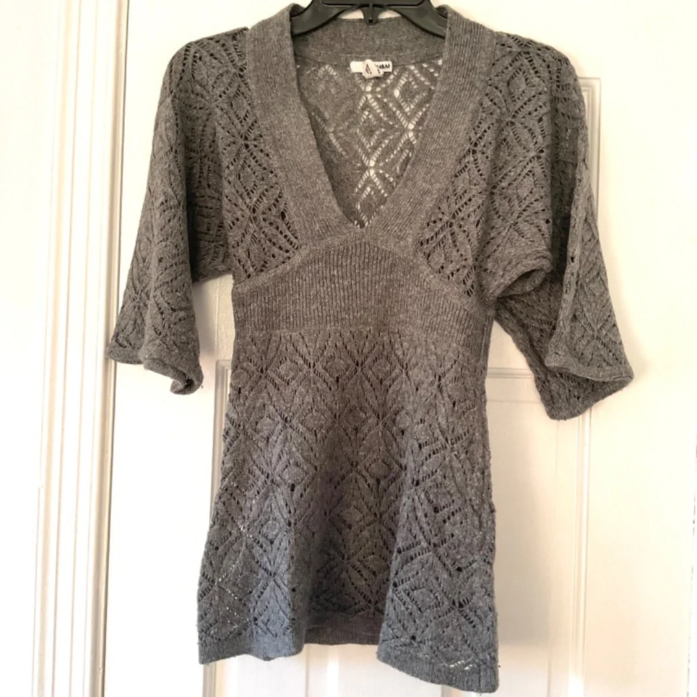 H&M Crochet Style Sweater Gray Size XS - Picture 9 of 9